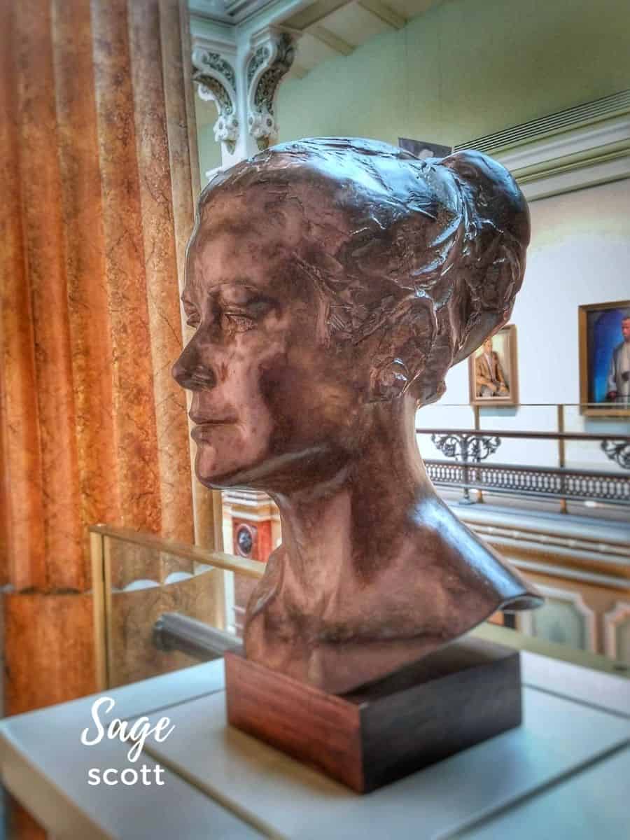 Bust of Grace Kelly at the National Portrait Gallery in DC