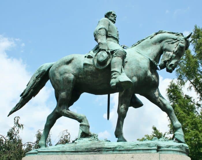 Statue of Robert E. Lee in Charlottesville, Virginia