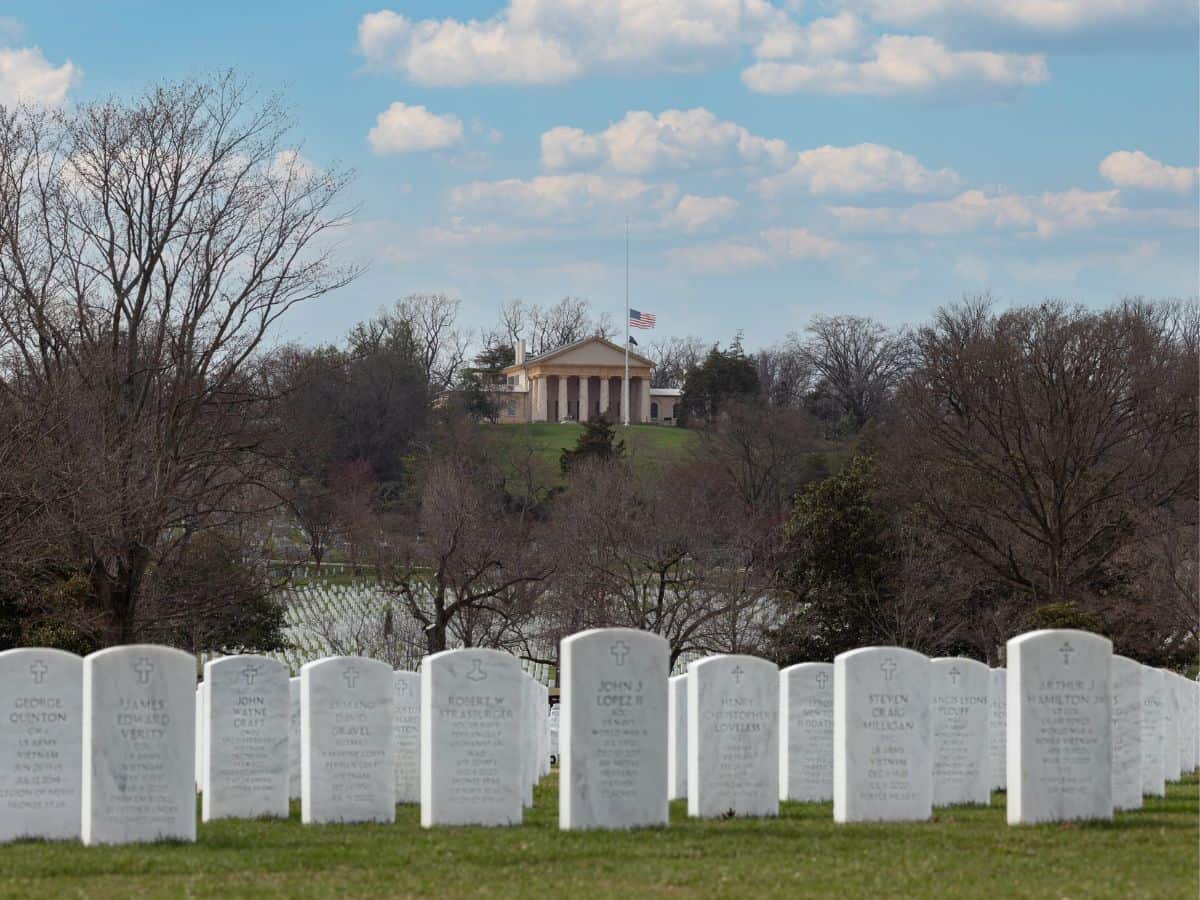 Arlington House: How Robert E. Lee's Home Became Arlington National Cemetery
