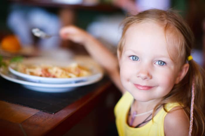 5 Local Restaurants Where Kids Eat Free (Or Super Cheap) in Kansas City