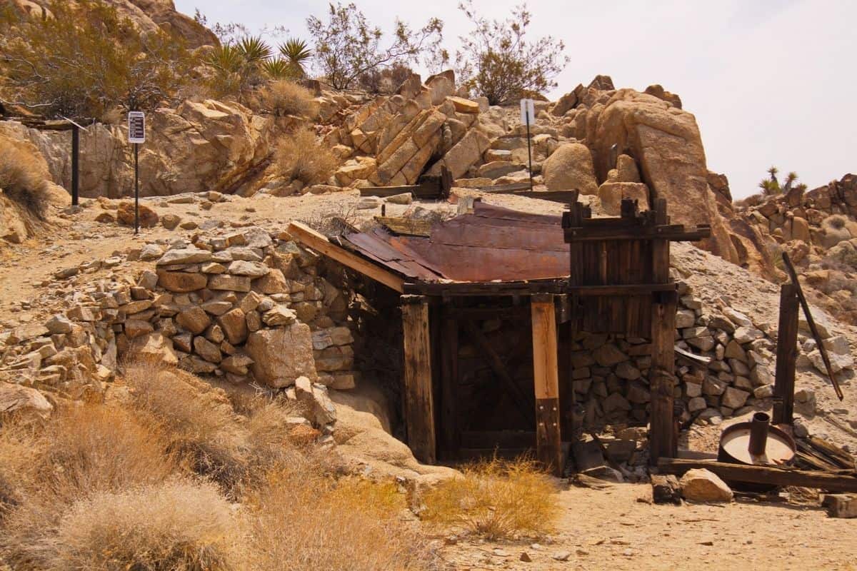 An old wooden mine in Joshua Tree National Park