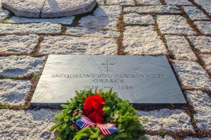 5 Unbelievable Facts About The Kennedy Graves At Arlington
